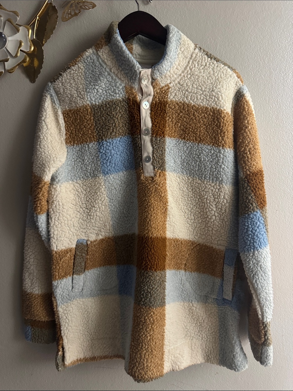 new directions Cream, Tan & Light Blue Plaid Sherpa Henley Pullover